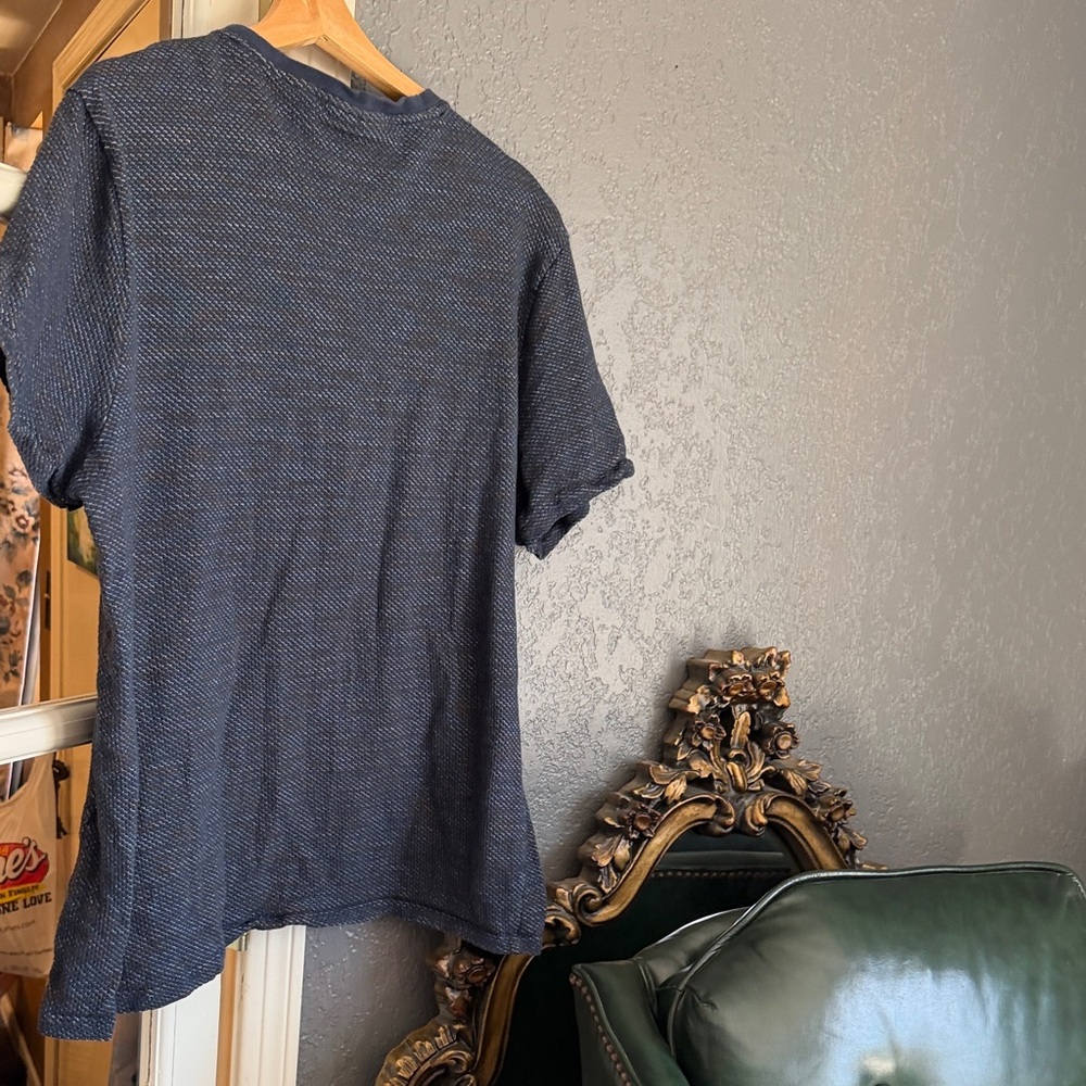 Men's Navy blue & copper knit T-Shirt BOGO free ANY closet of equal/less value